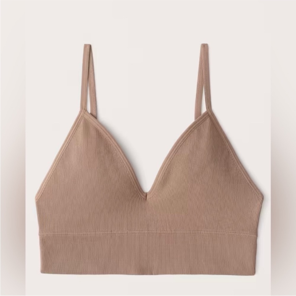 NWT Abercrombie & Fitch Seamless Triangle Bralette | Size: XS